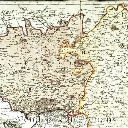 Le Petit Chateau Des Cedres