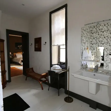 Le Petit Chateau Des Cedres Vakantiehuis *