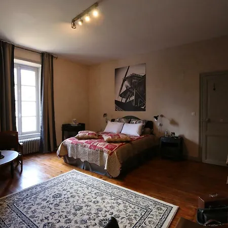 Le Petit Château Des Cedres 3* Mouchamps