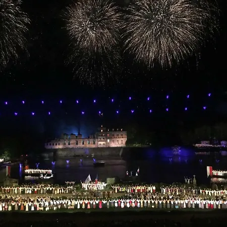 Le Petit Chateau Des Cedres