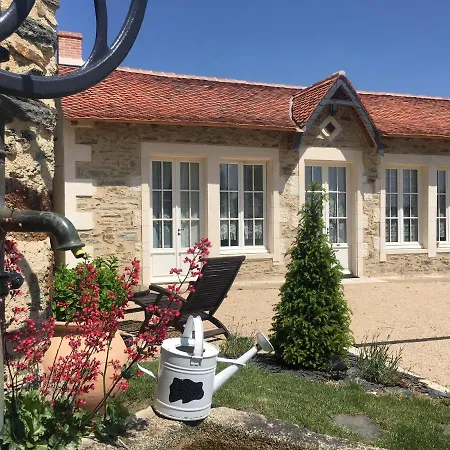 Le Petit Chateau Des Cedres 펜션 Mouchamps
