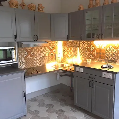 Le Petit Chateau Des Cedres Tatil Evi