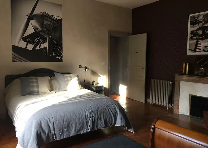 بيت للعطل Le Petit Chateau Des Cedres Mouchamps