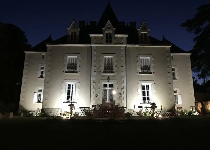 بيت للعطل Le Petit Chateau Des Cedres