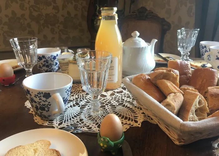 بيت للعطل Le Petit Chateau Des Cedres *