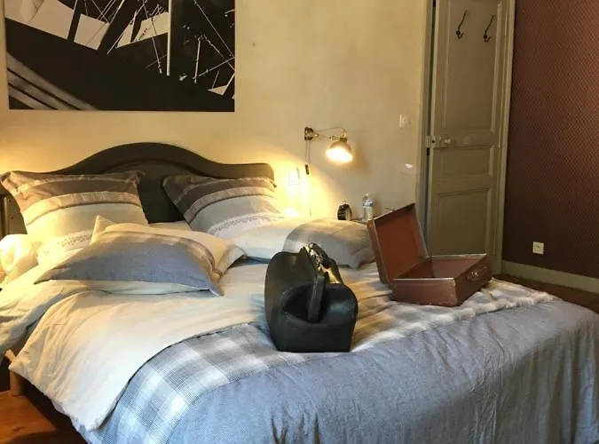 بيت للعطل Le Petit Chateau Des Cedres Mouchamps