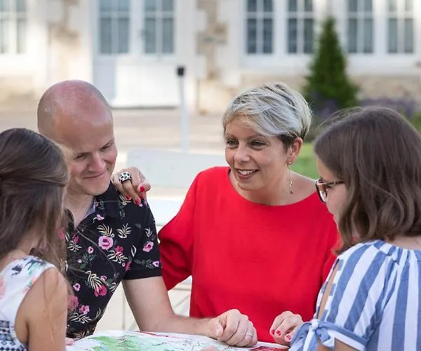 بيت للعطل Le Petit Chateau Des Cedres *