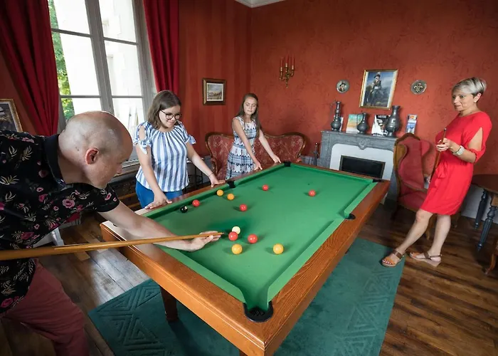 بيت للعطل Le Petit Chateau Des Cedres