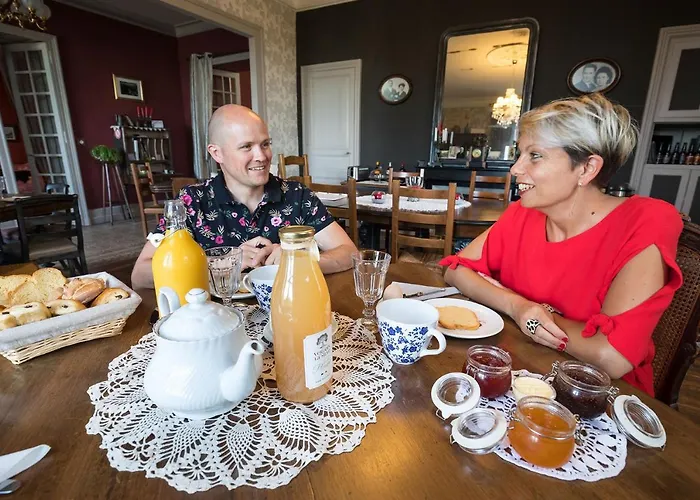 Le Petit Chateau Des Cedres * Mouchamps